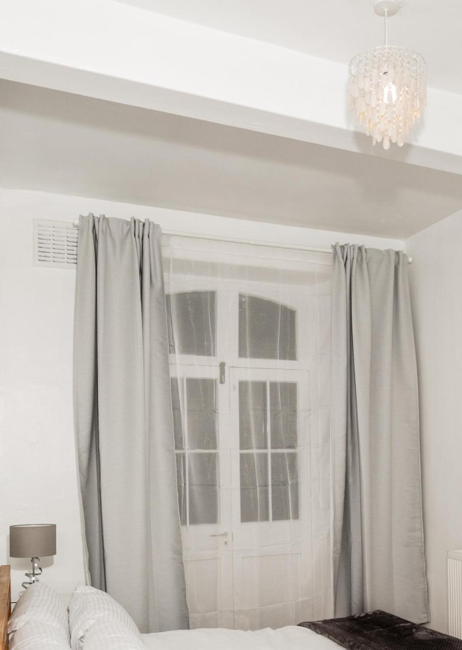 Highbury Lodge Лондон Экстерьер фото